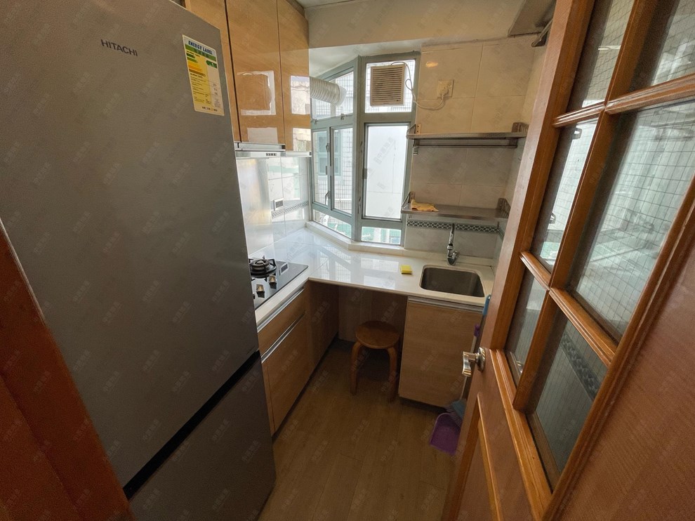 Unit Interior-Kitchen