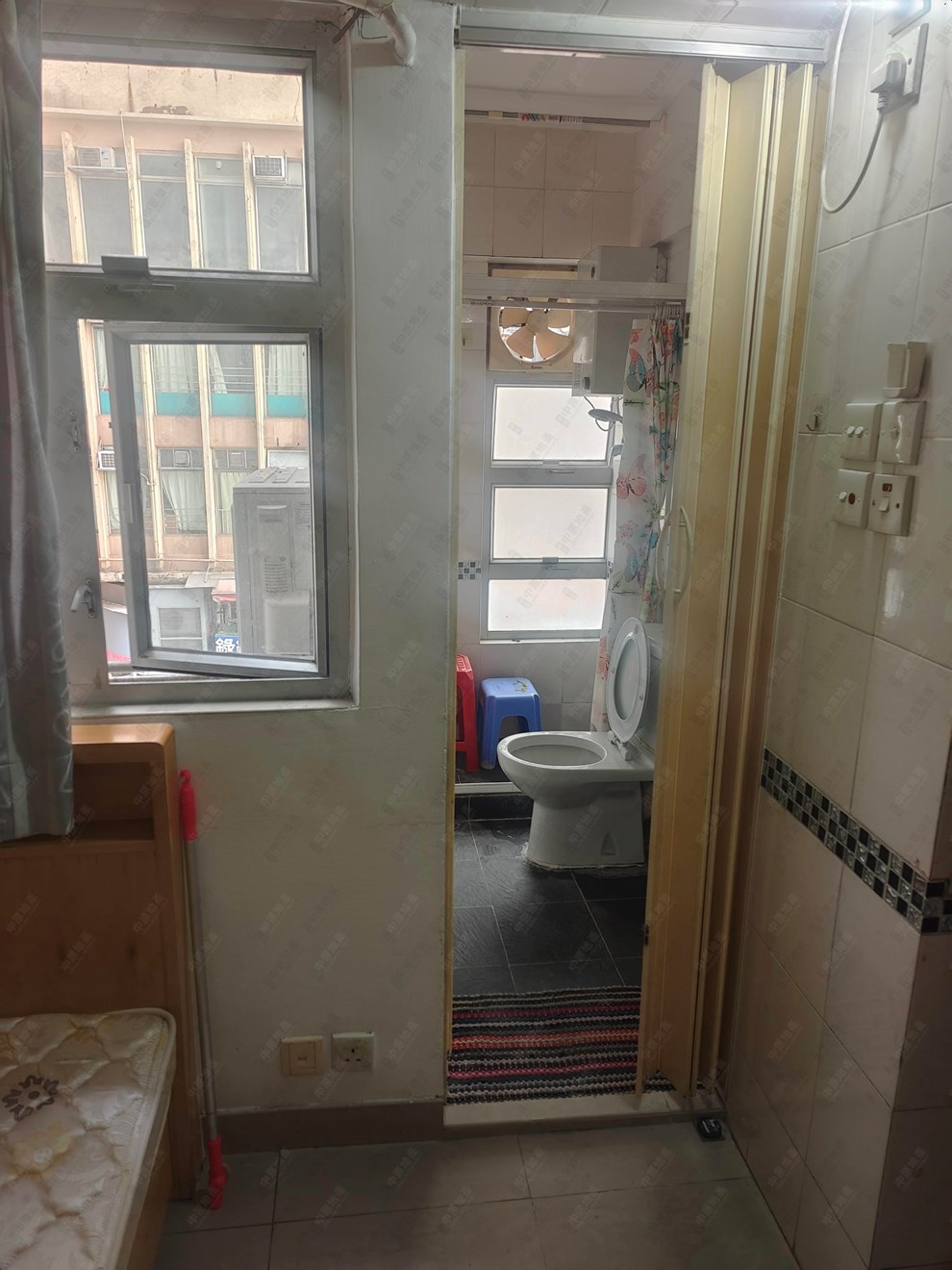 Unit Interior-Washroom