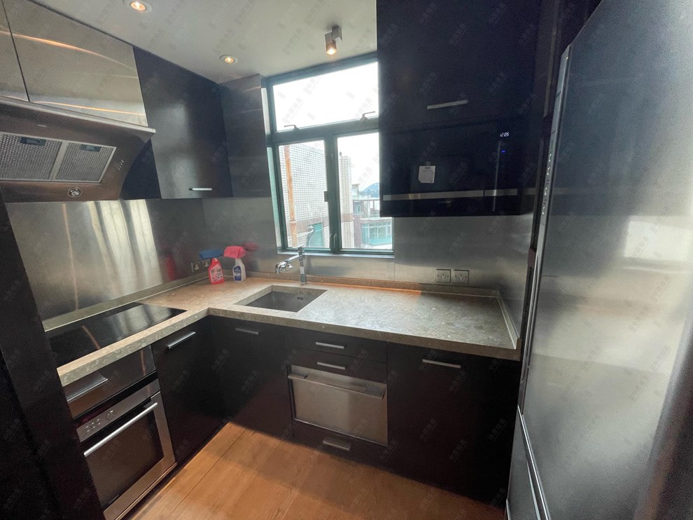Unit Interior-Kitchen