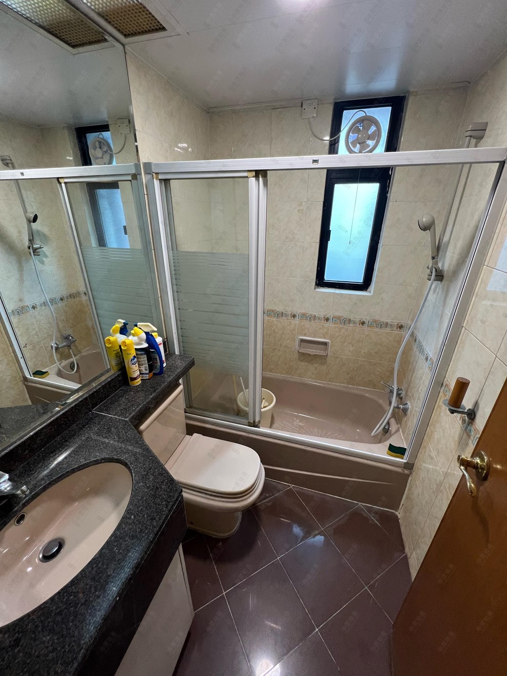 Unit Interior-Bathroom