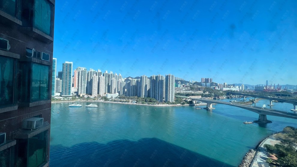 窗外景观-由睡房