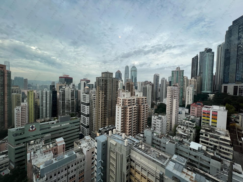 窗外景觀-由睡房