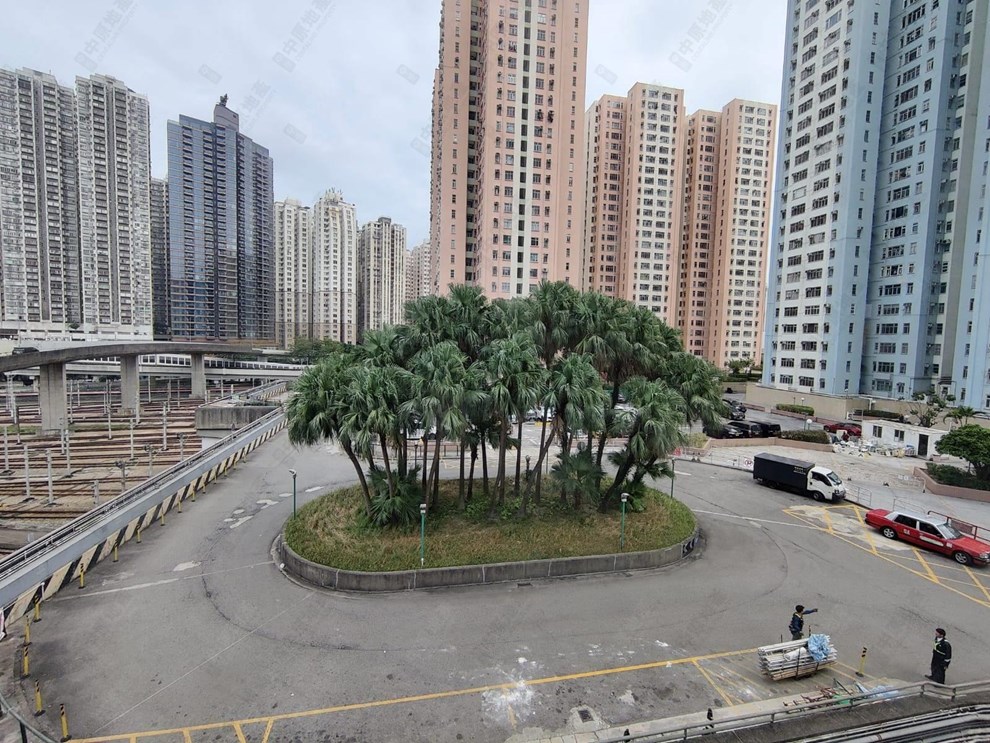 窗外景觀-由睡房