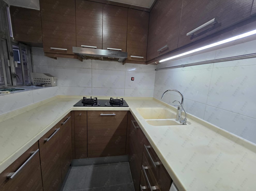 Unit Interior-Kitchen