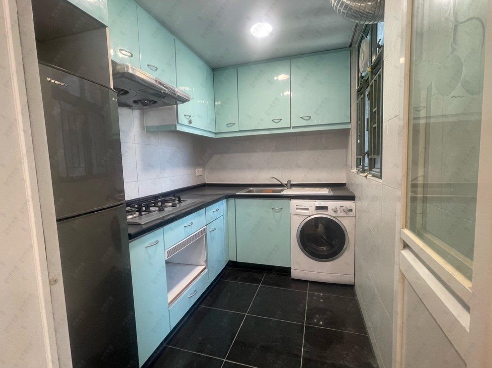 Unit Interior-Kitchen