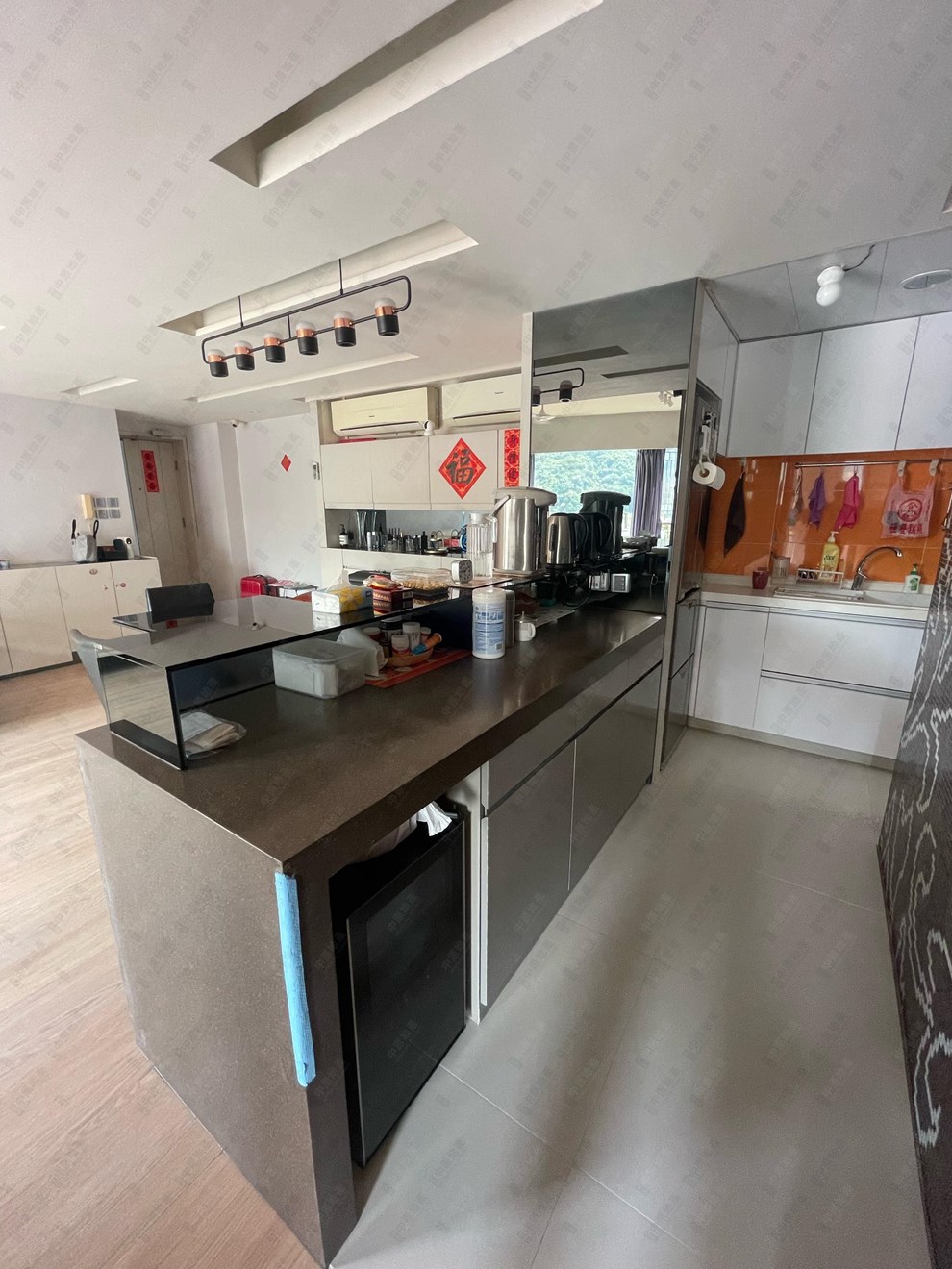 Unit Interior-Kitchen