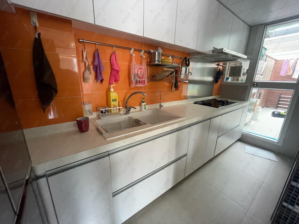 Unit Interior-Kitchen