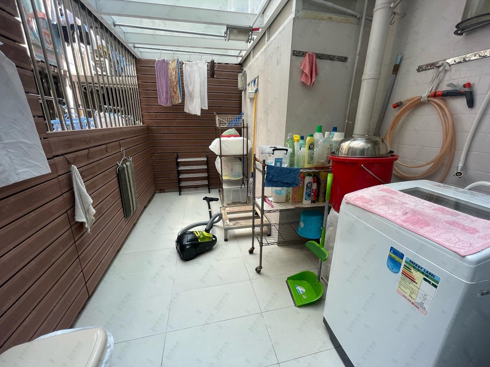 Unit Exterior-Terrace
