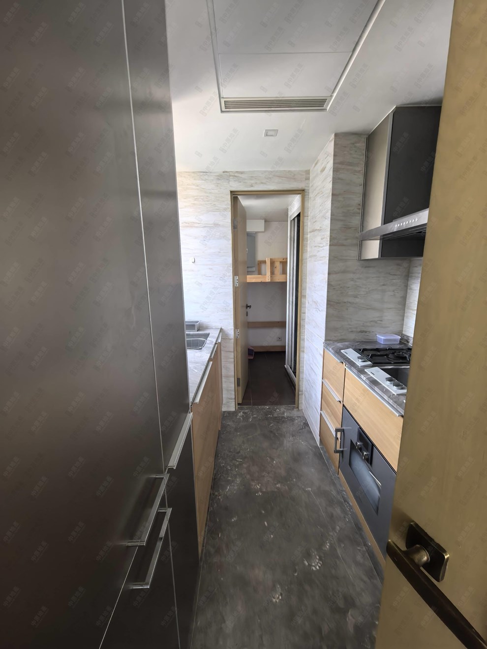 Unit Interior-Kitchen
