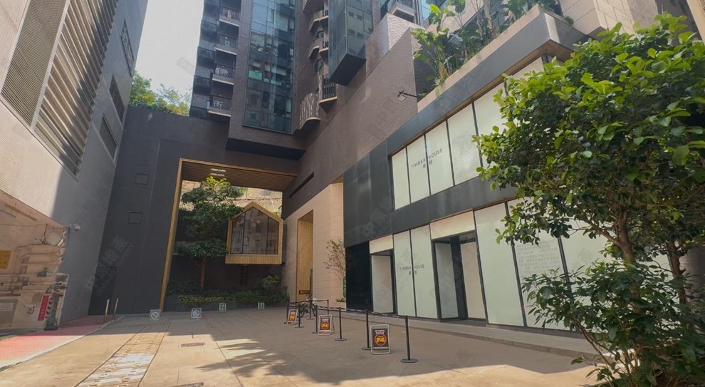 Building-Entrance