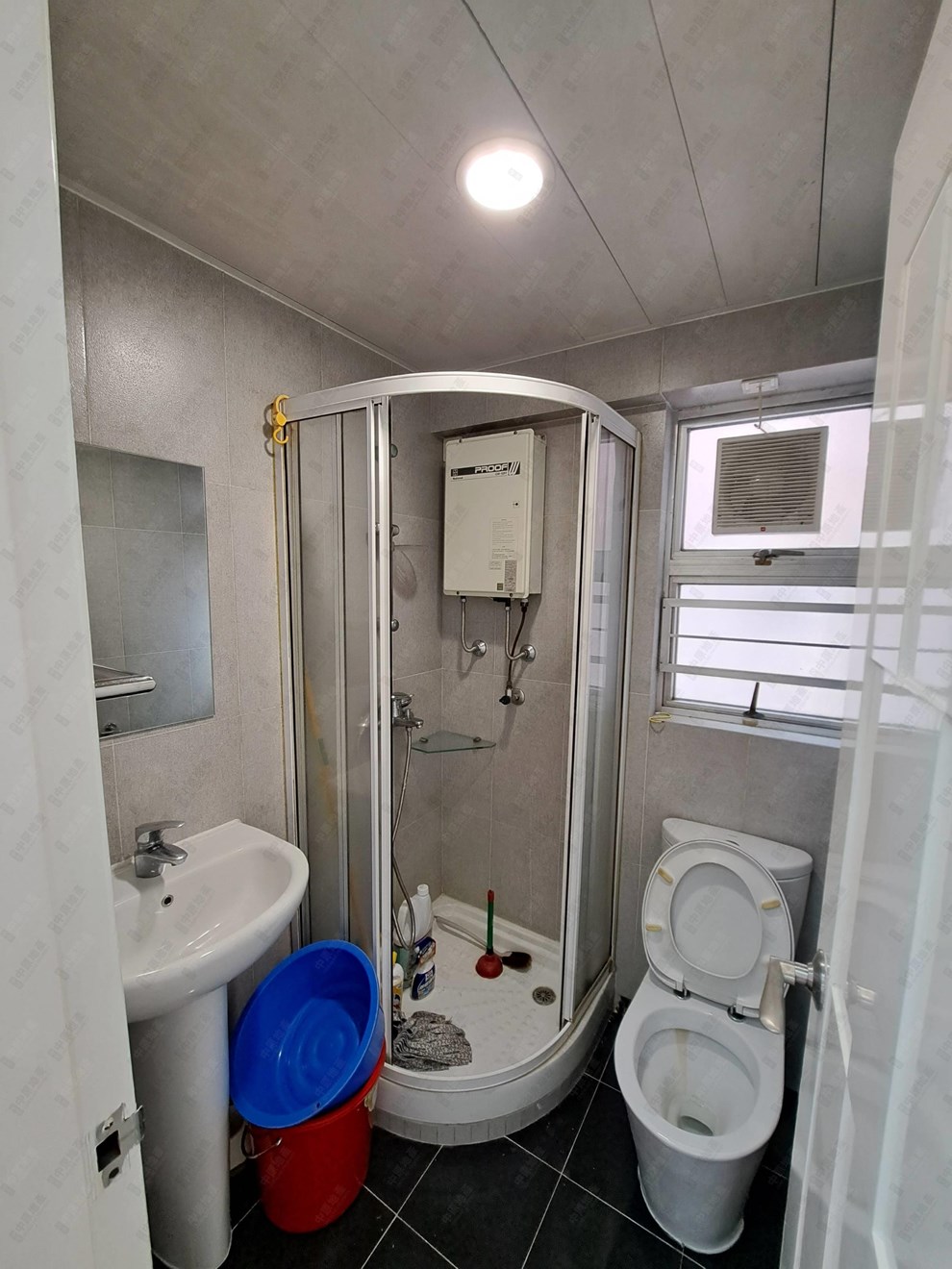Unit Interior-Master Bathroom