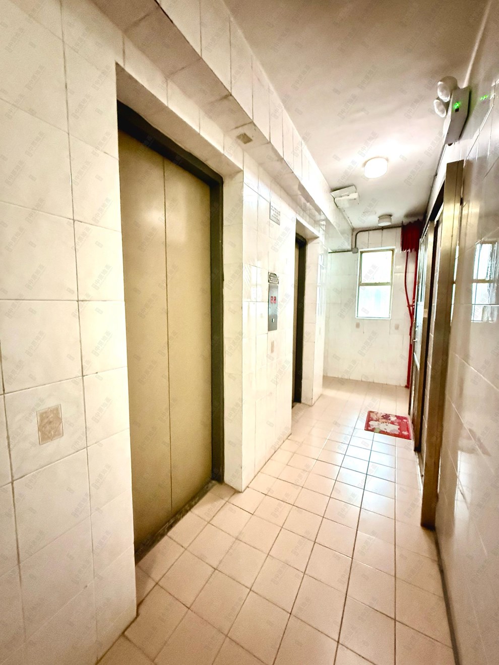 Building-Corridor