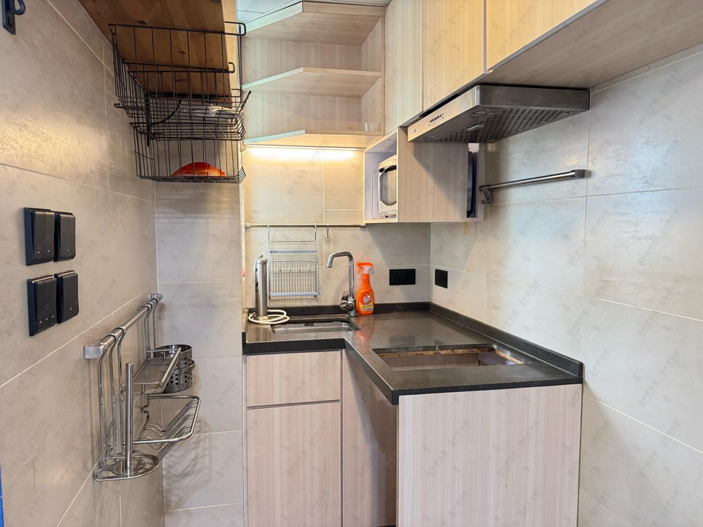 Unit Interior-Kitchen