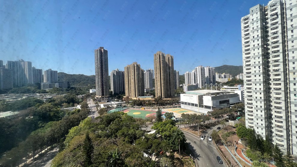 窗外景观-由睡房