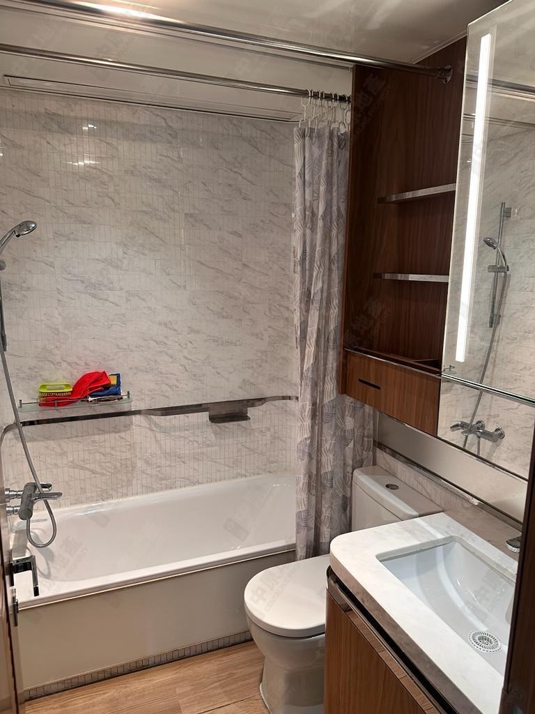 Unit Interior-Bathroom