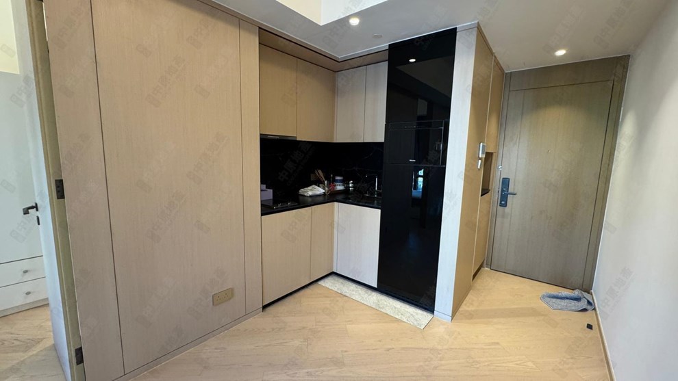 Unit Interior-Kitchen