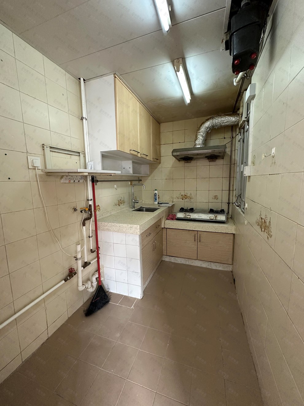 Unit Interior-Kitchen