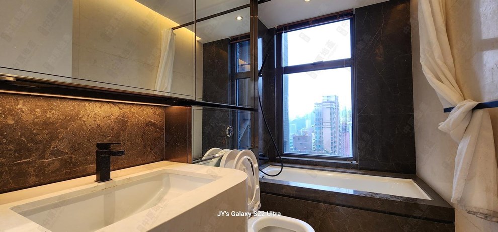 Unit Interior-Bathroom