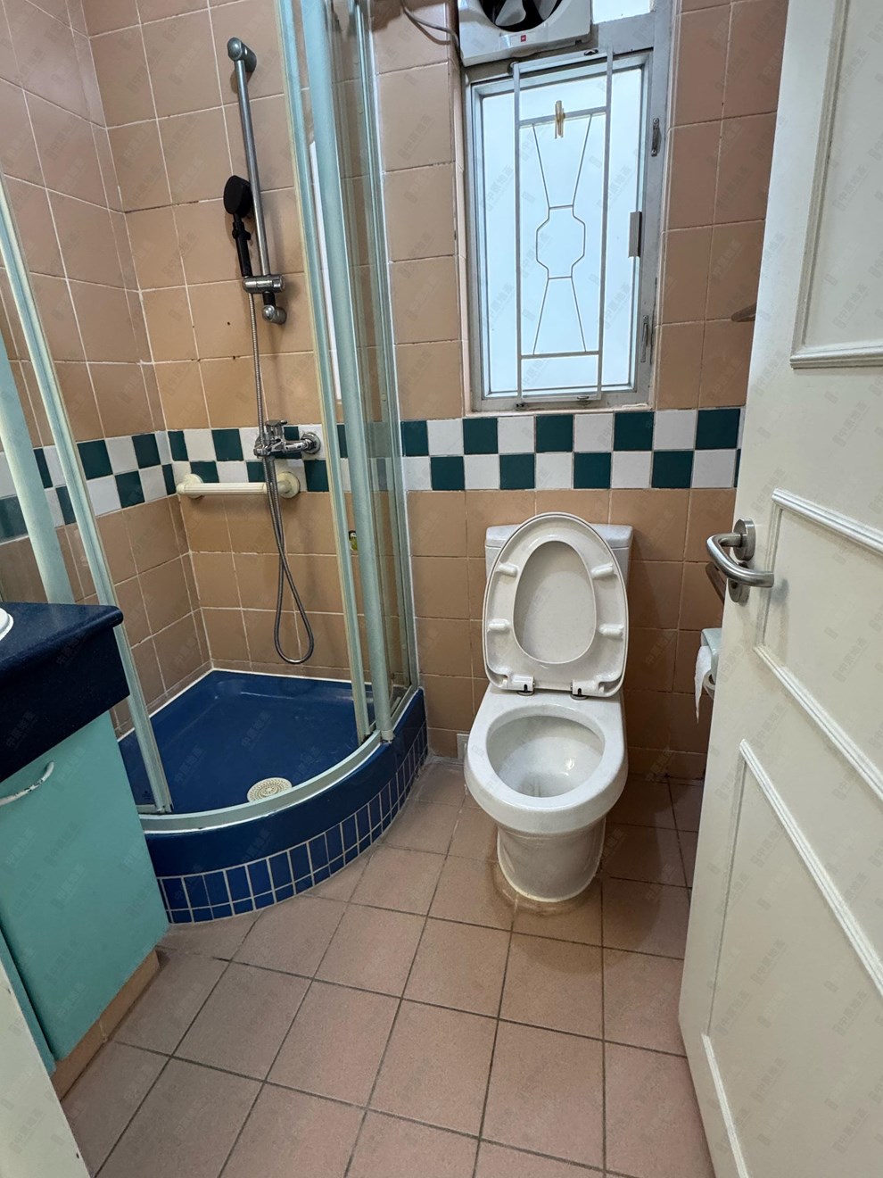 Unit Interior-Master Bathroom