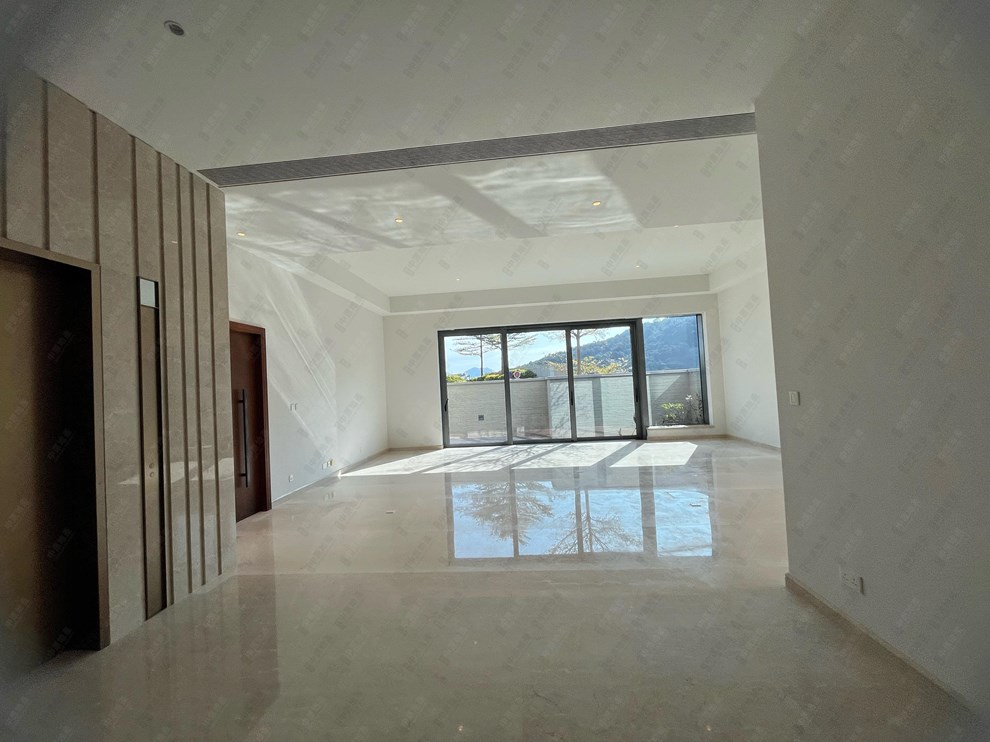 Unit Interior-Dining Room