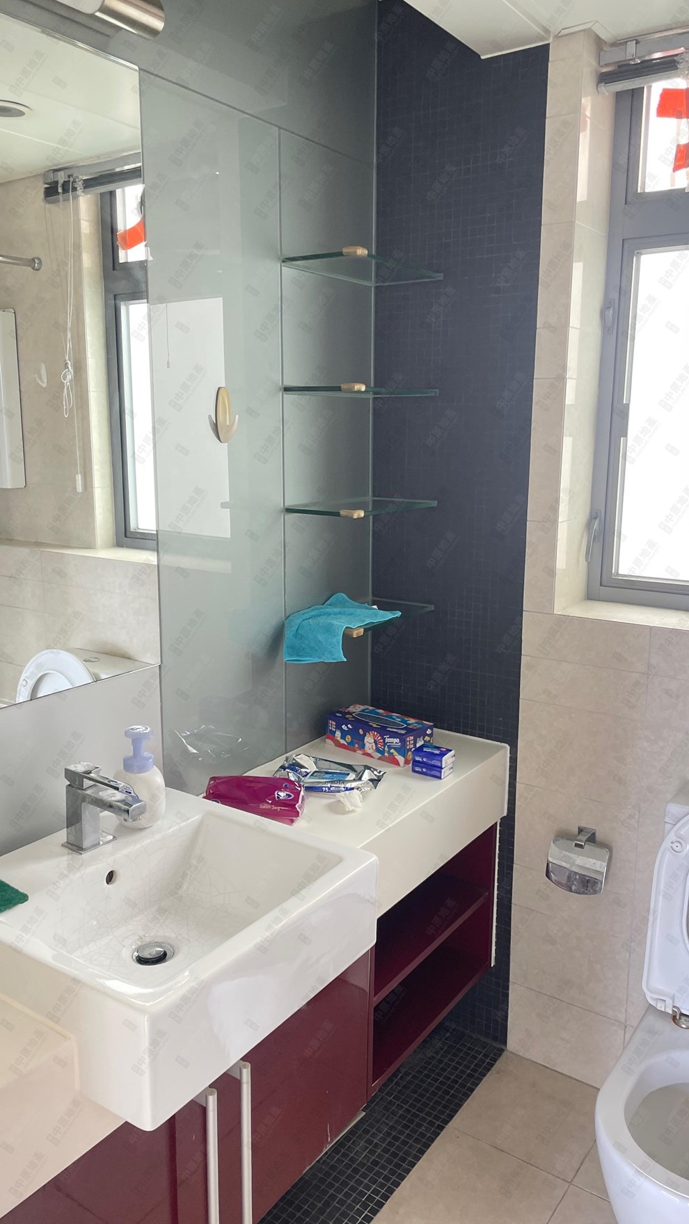 Unit Interior-Washroom