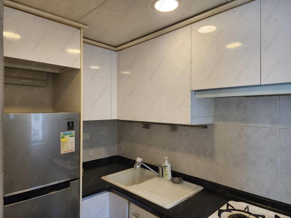 Unit Interior-Kitchen