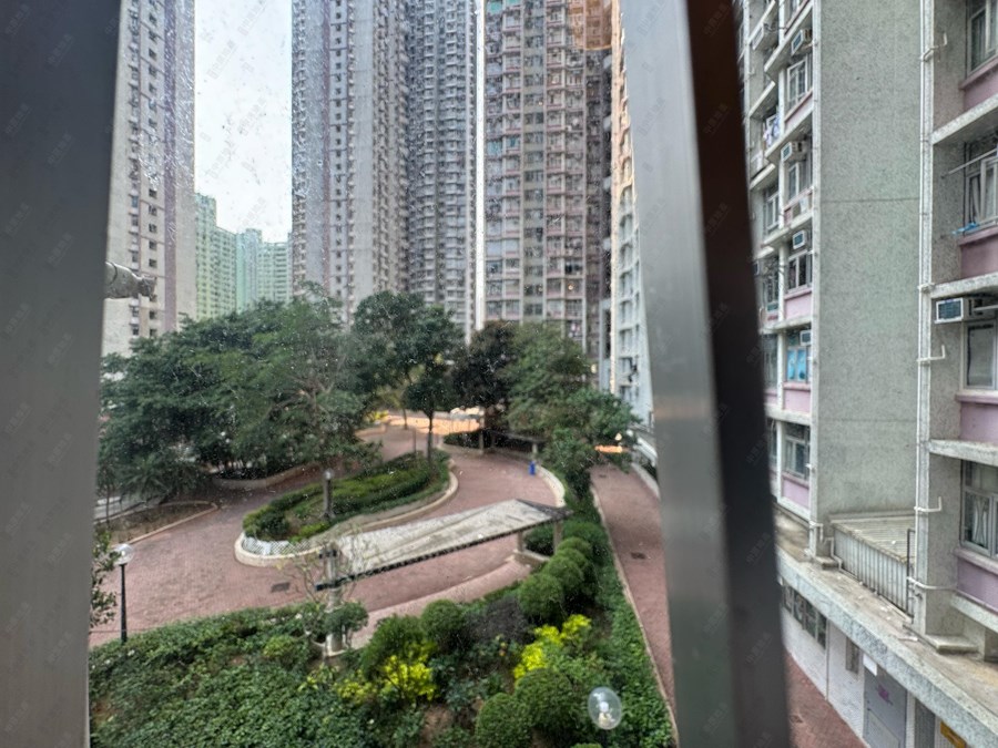 KAI TSUI COURT・YIU TSUI HOUSE (BLOCK B), Photo
