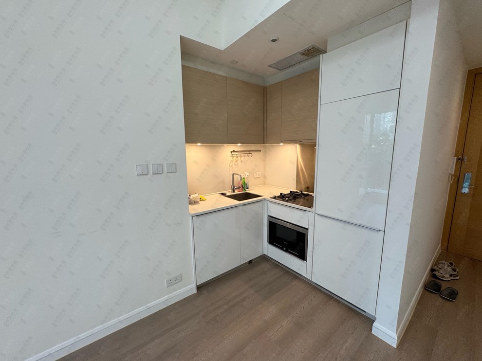Unit Interior-Kitchen