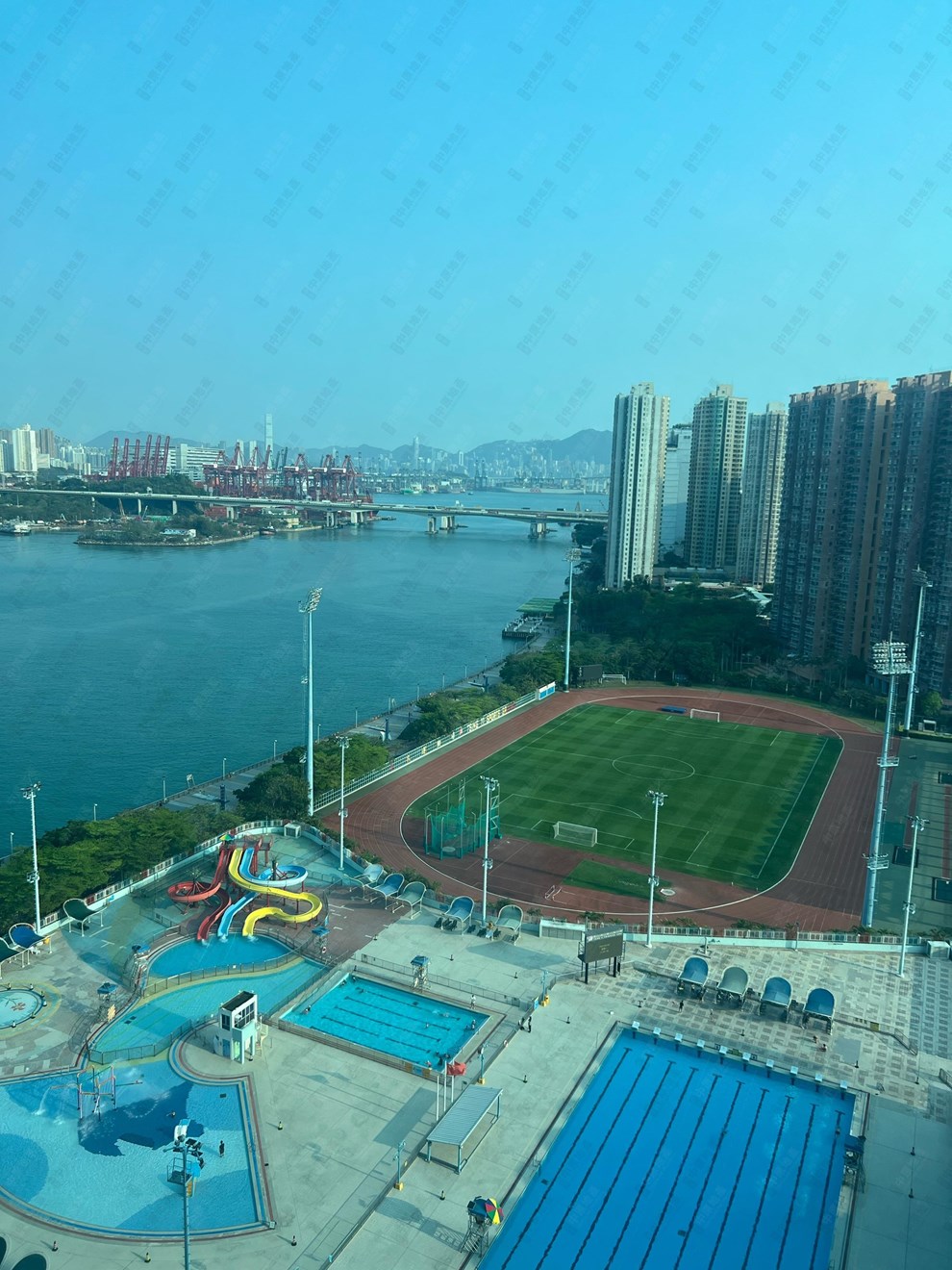 窗外景觀-由客廳