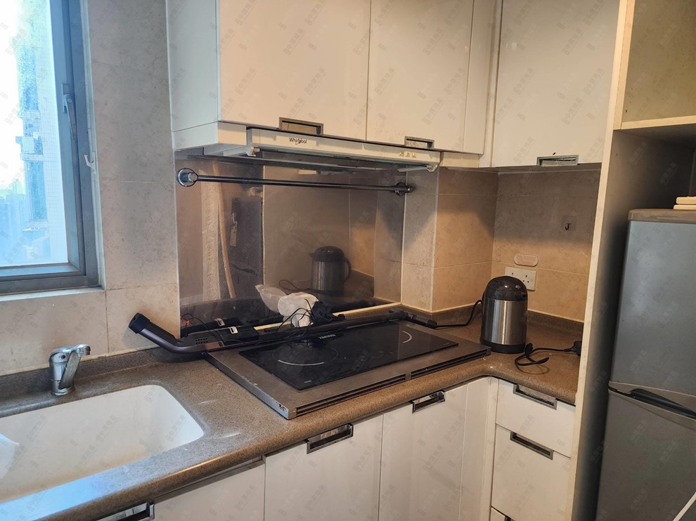 Unit Interior-Kitchen