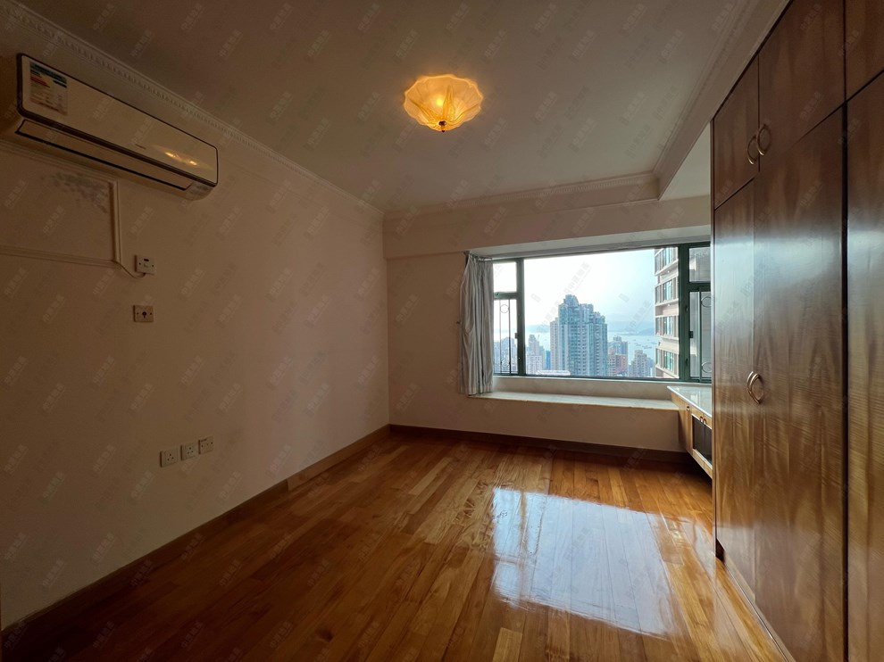 Unit Interior-Master Bedroom