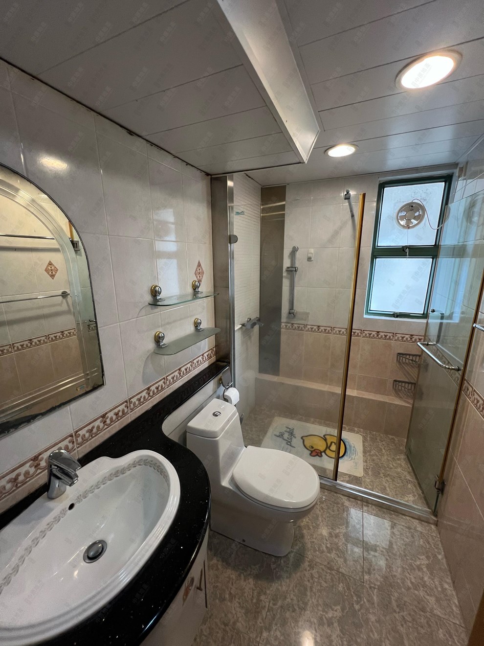 Unit Interior-Bathroom