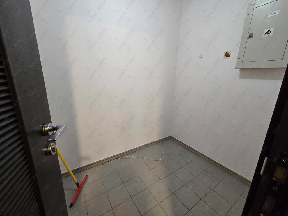 Unit Interior-Maids Room