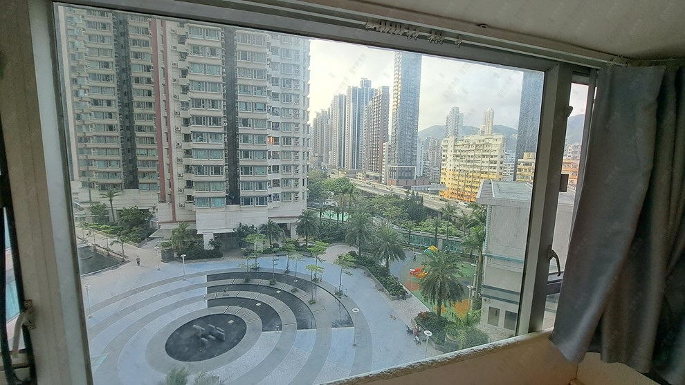 窗外景觀-由睡房