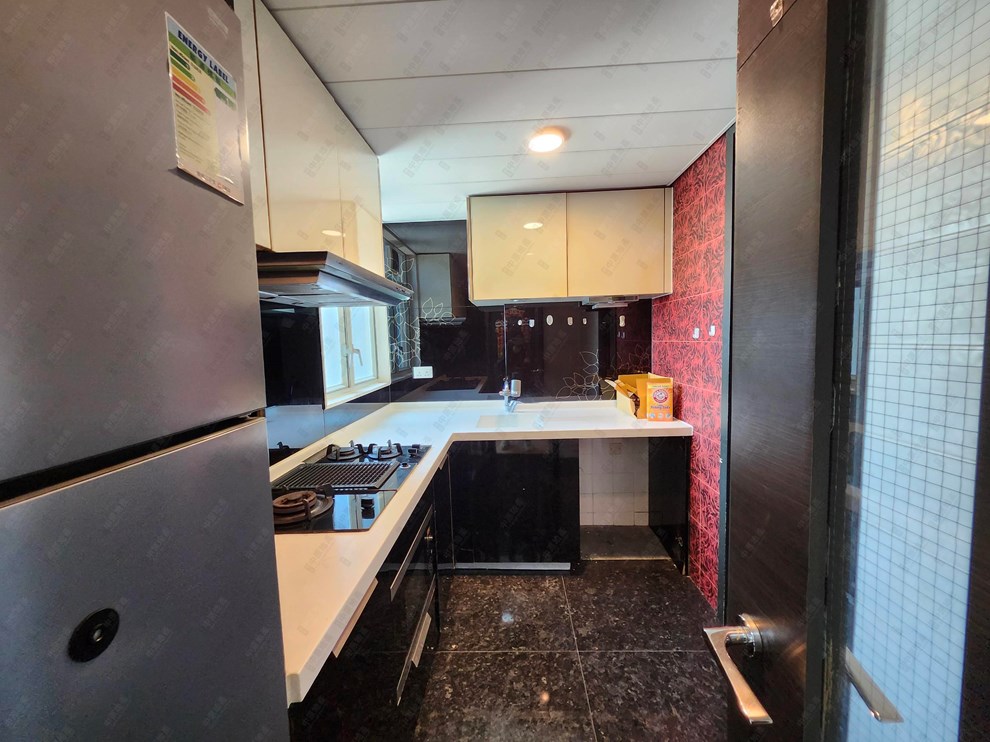 Unit Interior-Kitchen