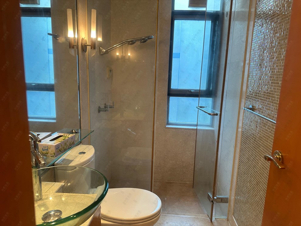 Unit Interior-Washroom
