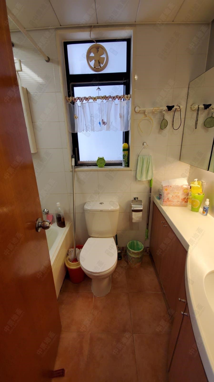 Unit Interior-Washroom