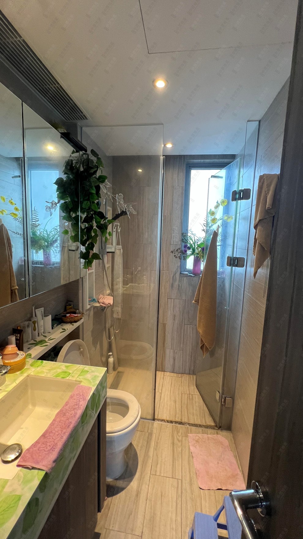 Unit Interior-Master Bathroom