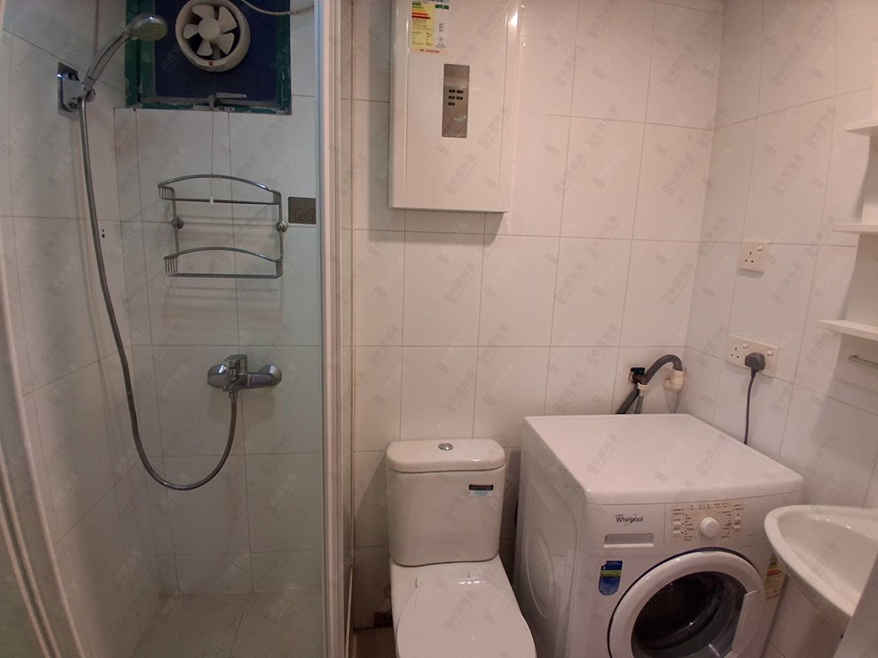 Unit Interior-Bathroom