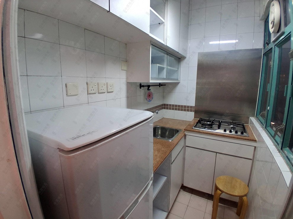 Unit Interior-Kitchen
