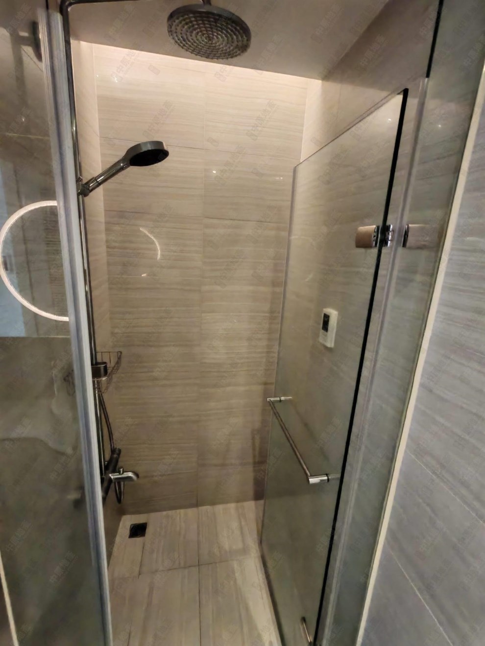 Unit Interior-Bathroom