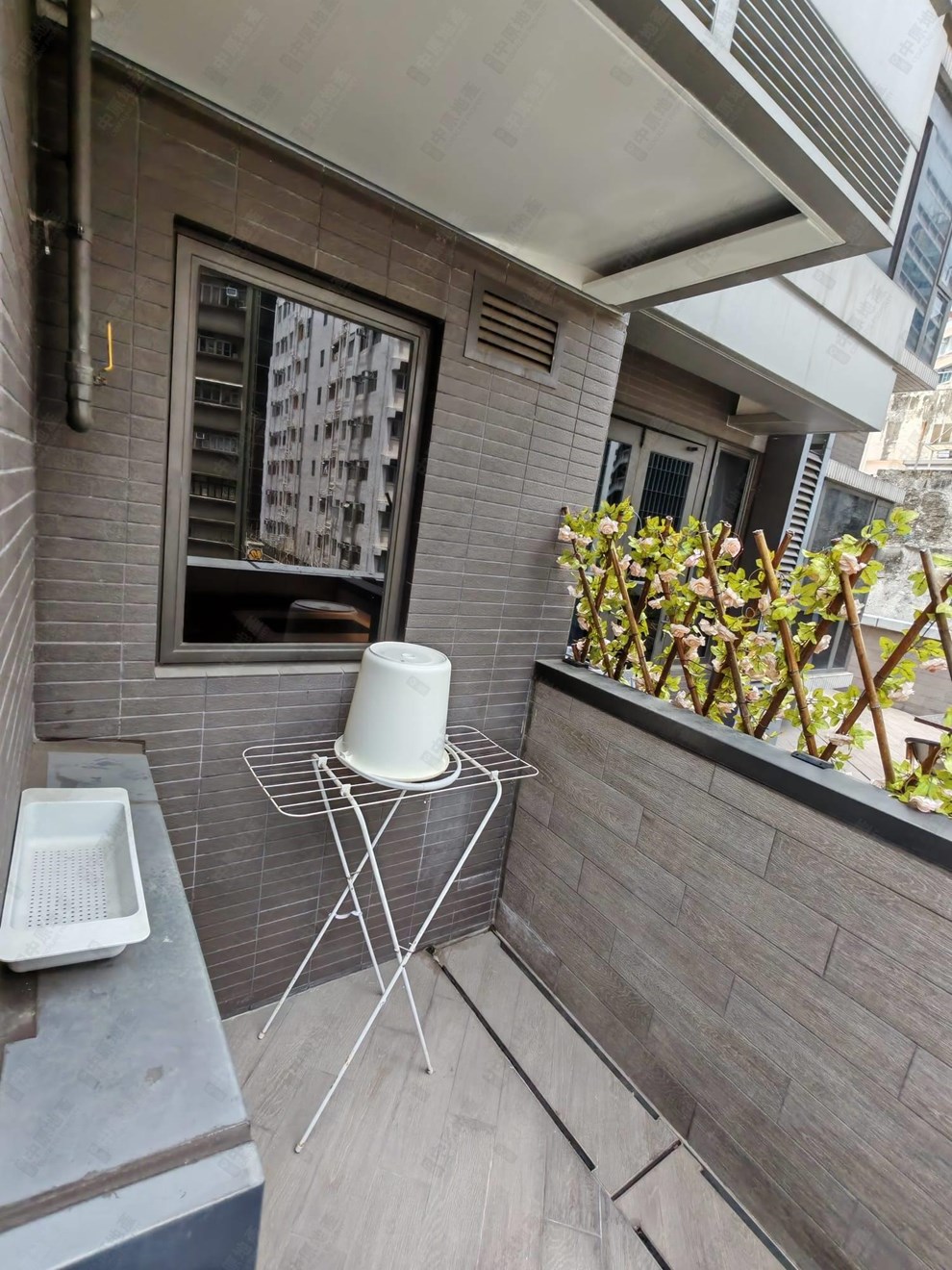 Unit Exterior-Terrace