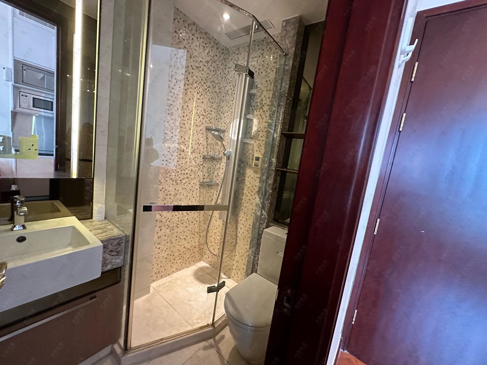 Unit Interior-Bathroom
