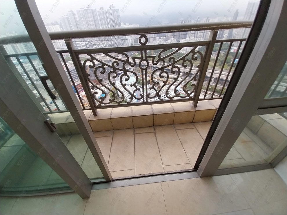 Unit Exterior-Balcony