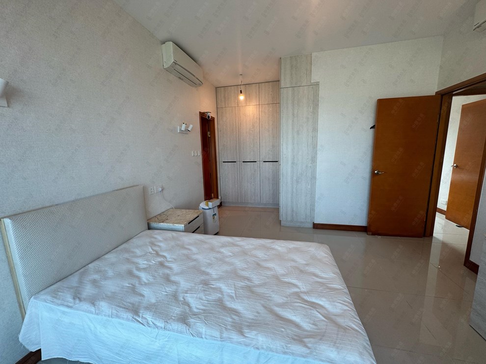 Unit Interior-Master Bedroom