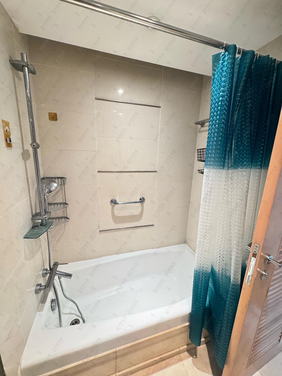 Unit Interior-Bathroom