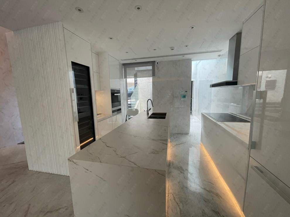 Unit Interior-Kitchen