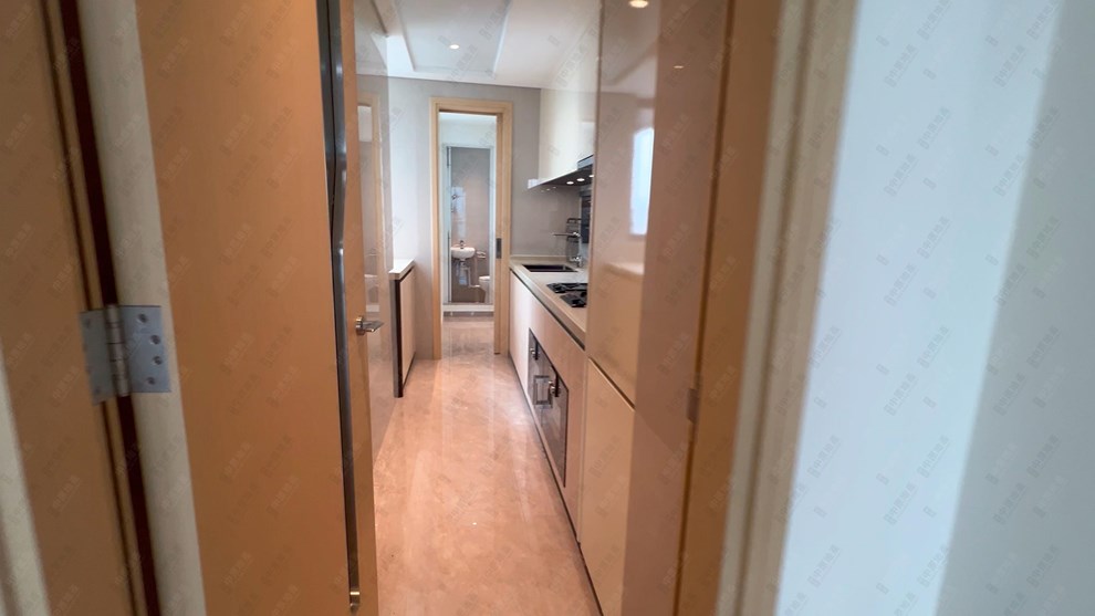 Unit Interior-Kitchen
