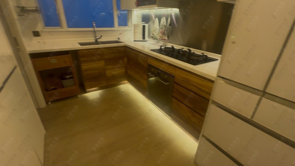 Unit Interior-Kitchen