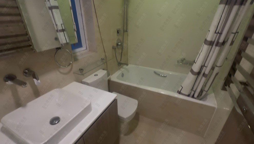 Unit Interior-Master Bathroom